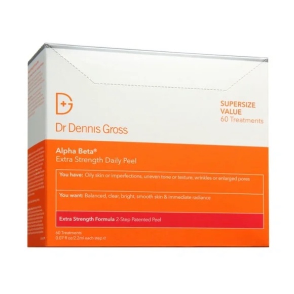 @lunyatic is LIVE now!  Come join my niche luxury show - Picture 2 of 4